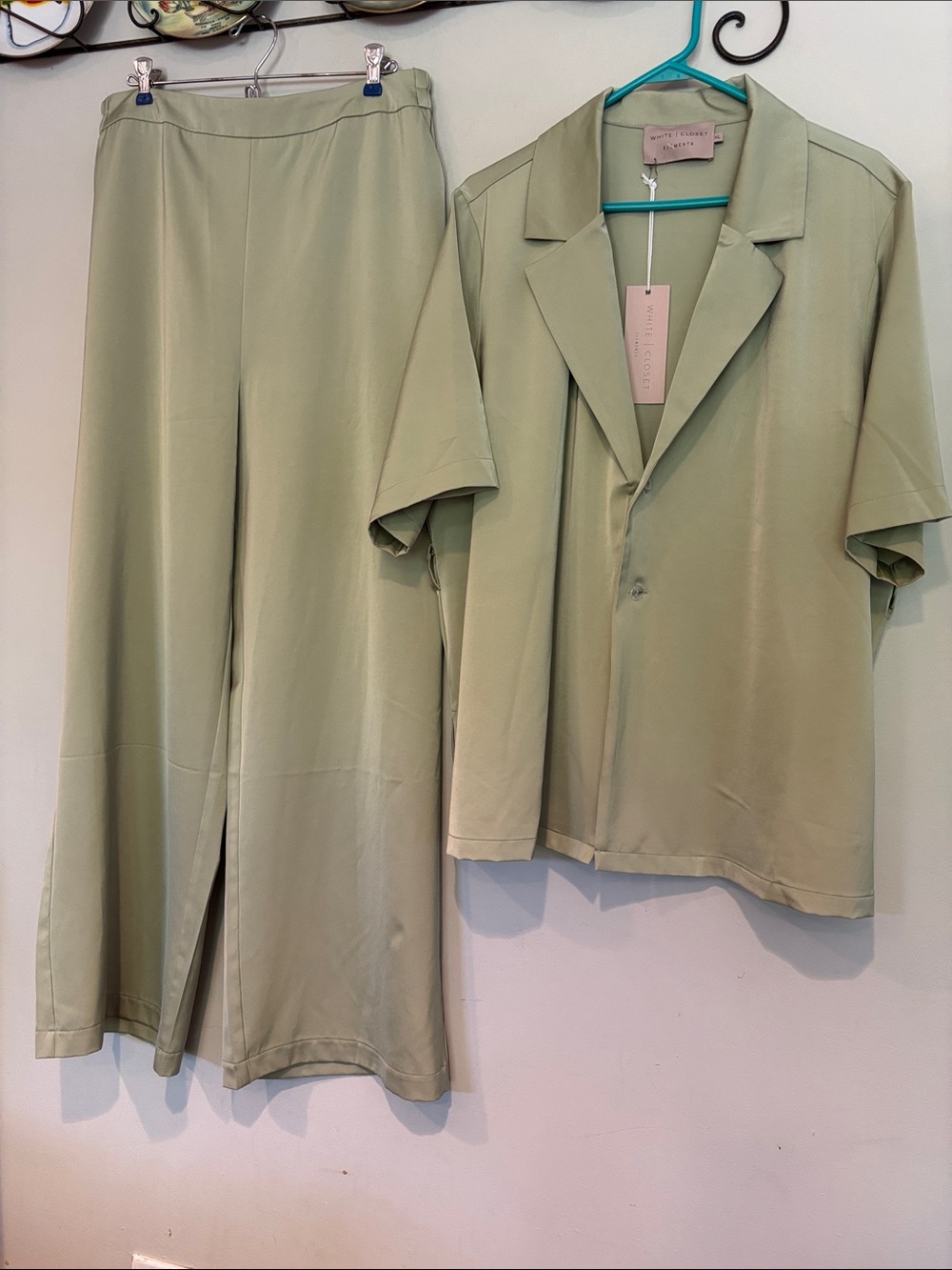 Relaxed Sage Green Wide-Leg Pants & Short-Sleeve Button Shirt Set
